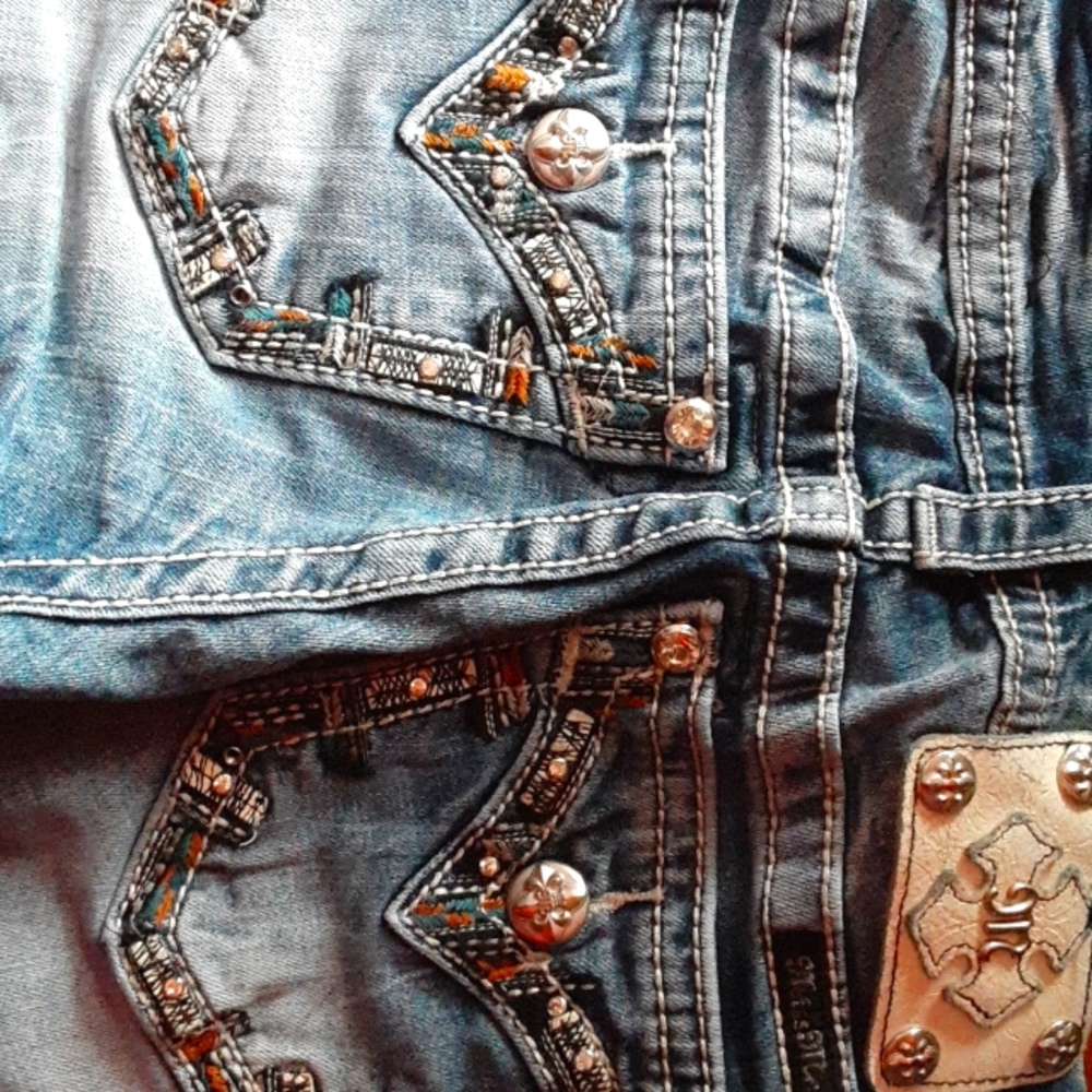 2 pairs of miss me jeans